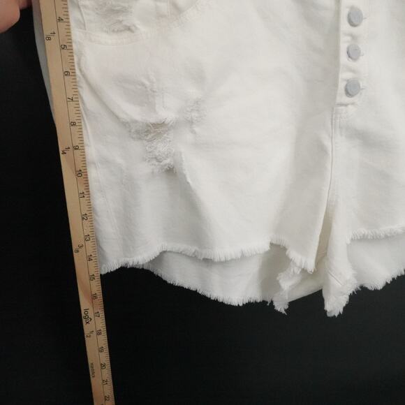 Torrid Shorts Women 26 White Denim Button Fly Raw Hem Distressed Cut Off Summer - Picture 13 of 14